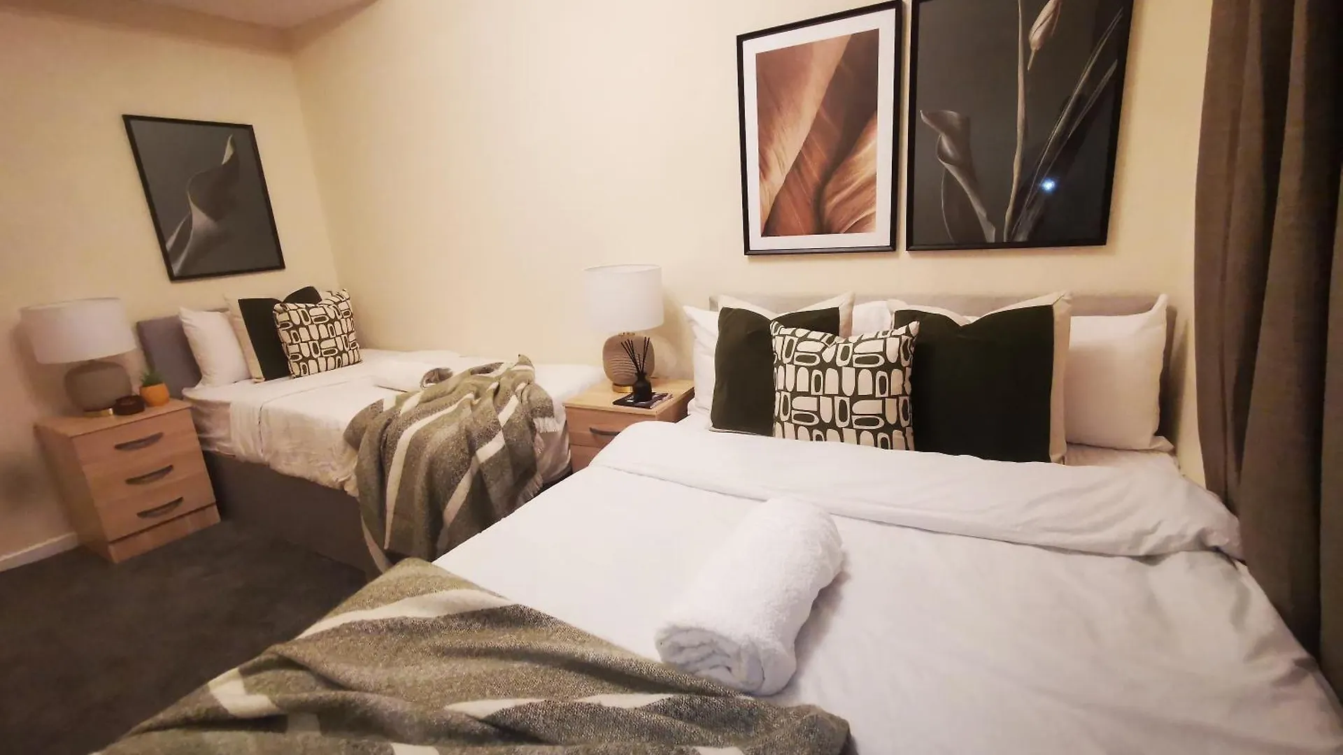 Holiday home Charming London House With 3 Bedrooms Near O2Arena
