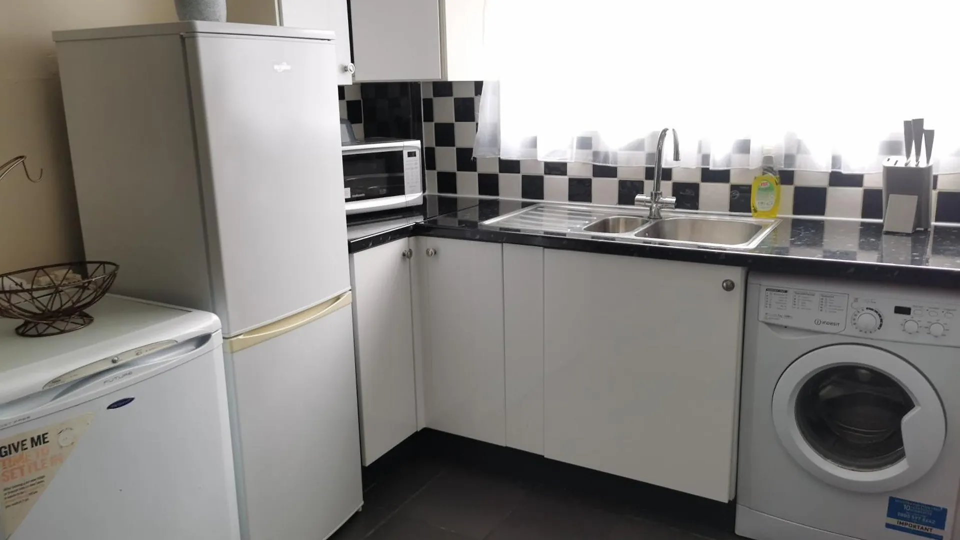 Holiday home Charming London House With 3 Bedrooms Near O2Arena