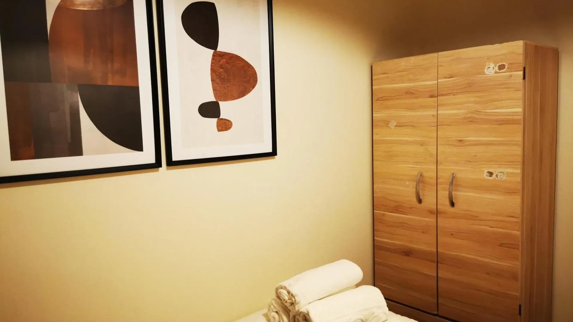 Charming London House With 3 Bedrooms Near O2Arena Holiday home