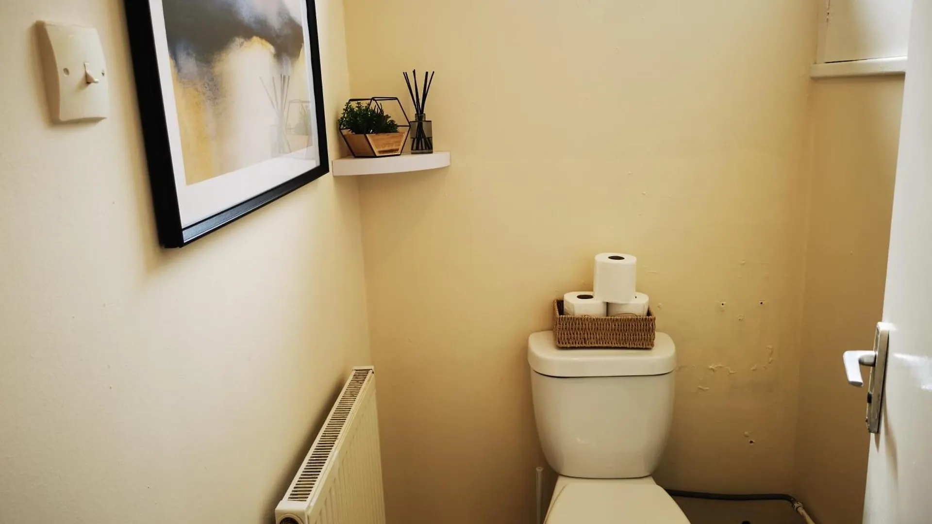 Charming London House With 3 Bedrooms Near O2Arena