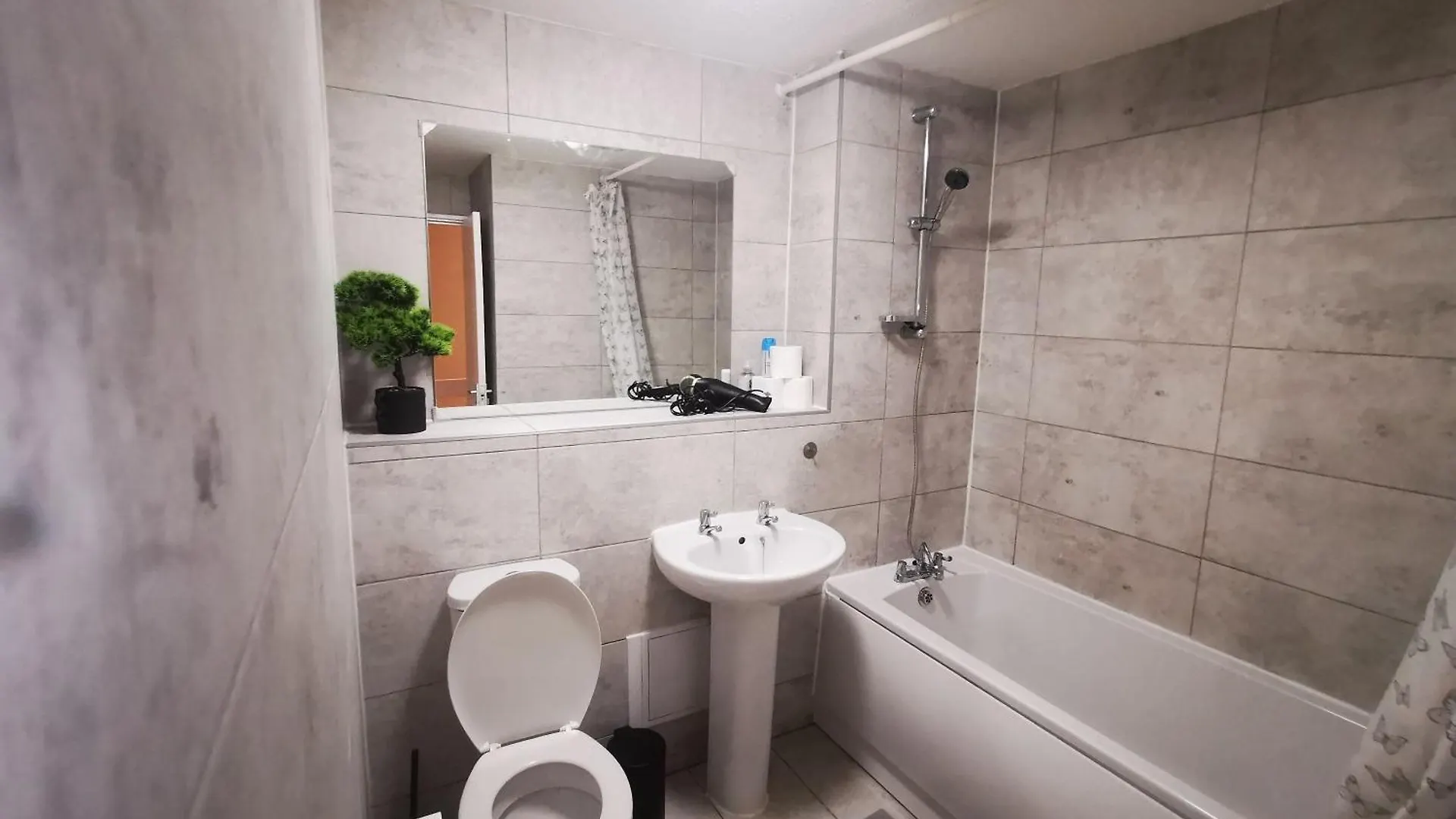 Charming London House With 3 Bedrooms Near O2Arena 0*,